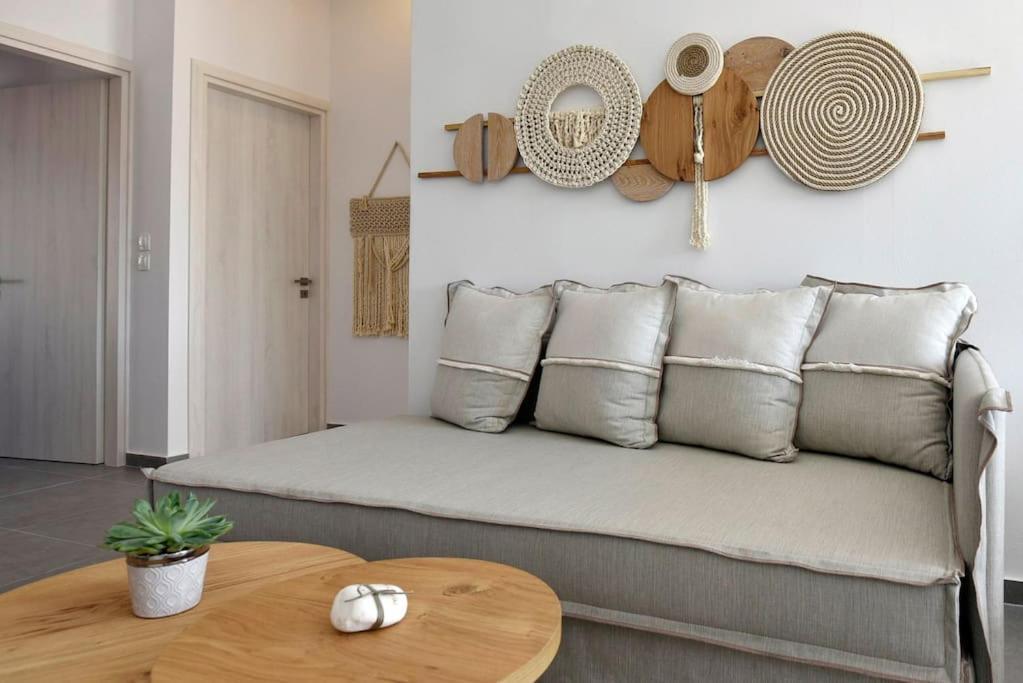 Kryni Deluxe Houses Adamantas  Екстериор снимка