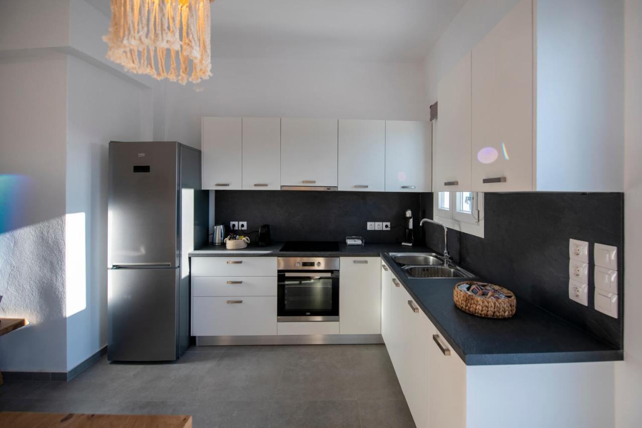 Kryni Deluxe Houses Adamantas  Екстериор снимка